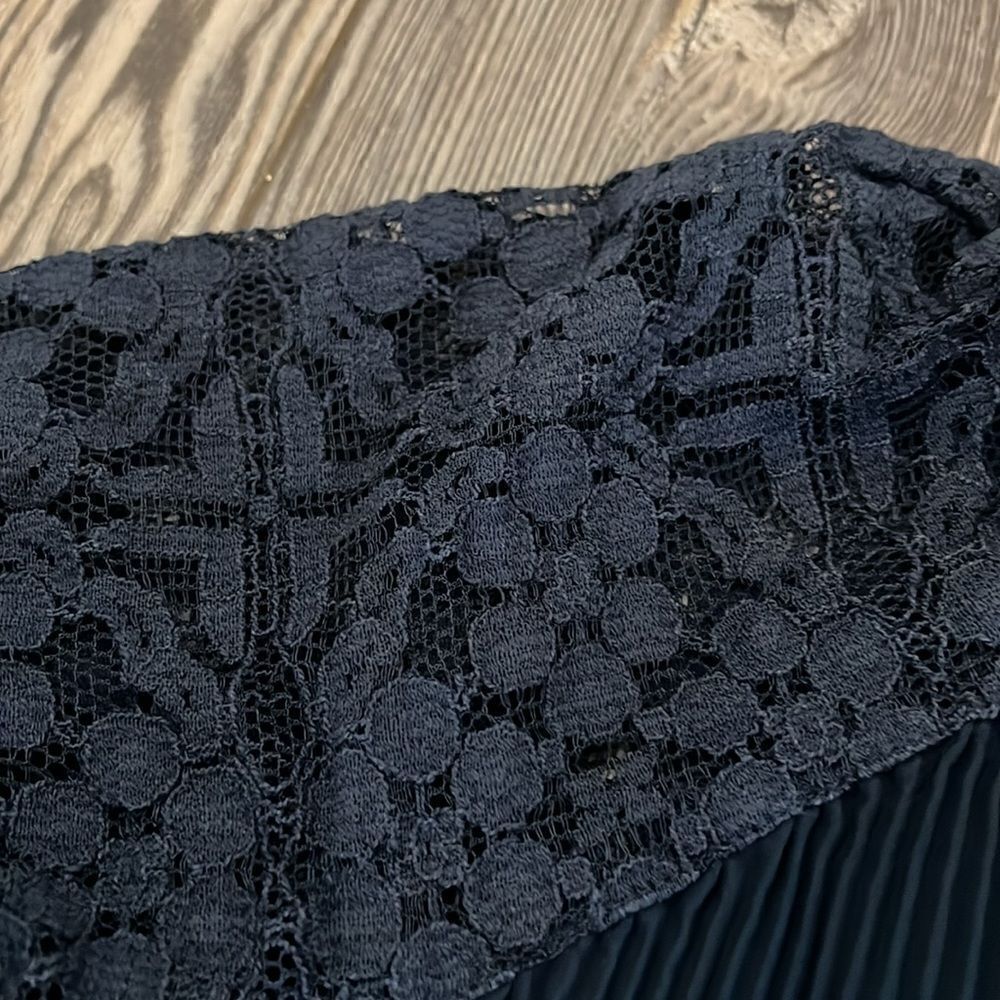 Knox Rose Blouse - Picture 5 of 8